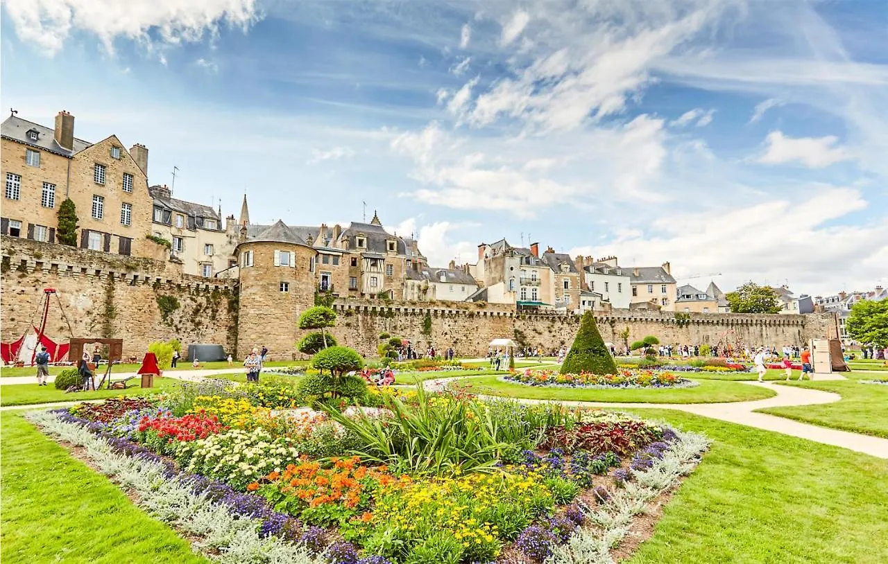 Сasa de vacaciones Amazing Home In Vannes With Wifi Francia
